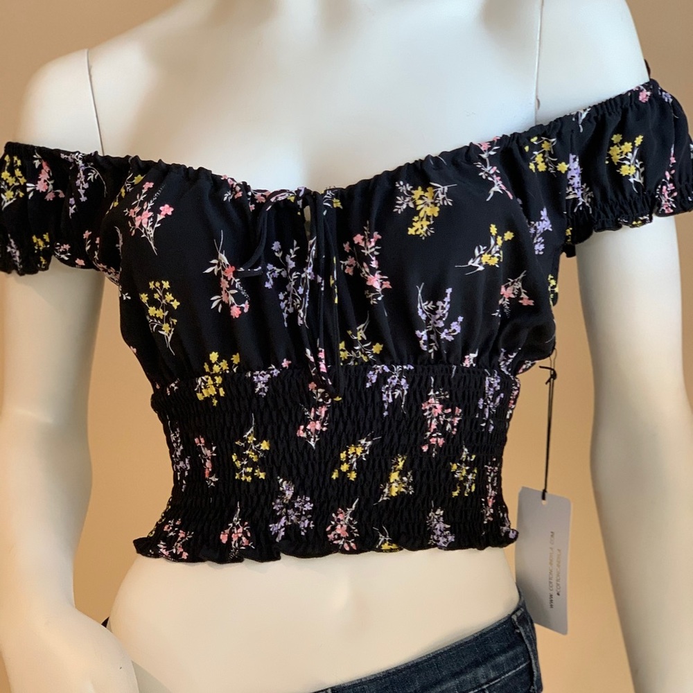 Cotton Candy LA Floral Crop Top - Picture 3 of 8